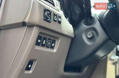 Внедорожник / Кроссовер Lexus GX 2012 в 