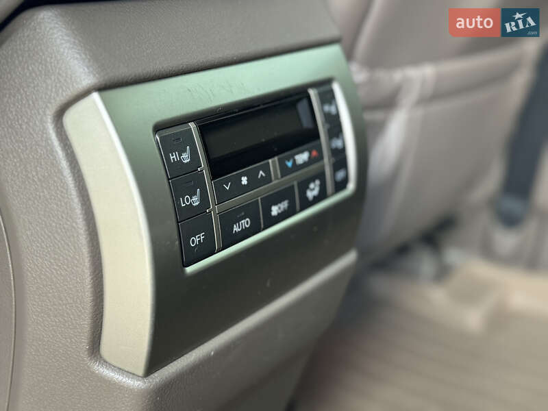 Позашляховик / Кросовер Lexus GX 2012 в Житомирі