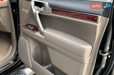 Внедорожник / Кроссовер Lexus GX 2012 в 