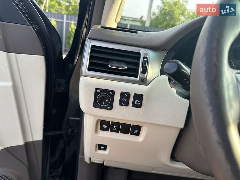 Внедорожник / Кроссовер Lexus GX 2010 в Ровно