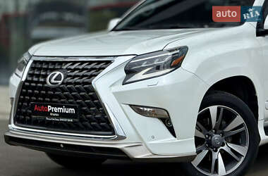 Позашляховик / Кросовер Lexus GX 2014 в 