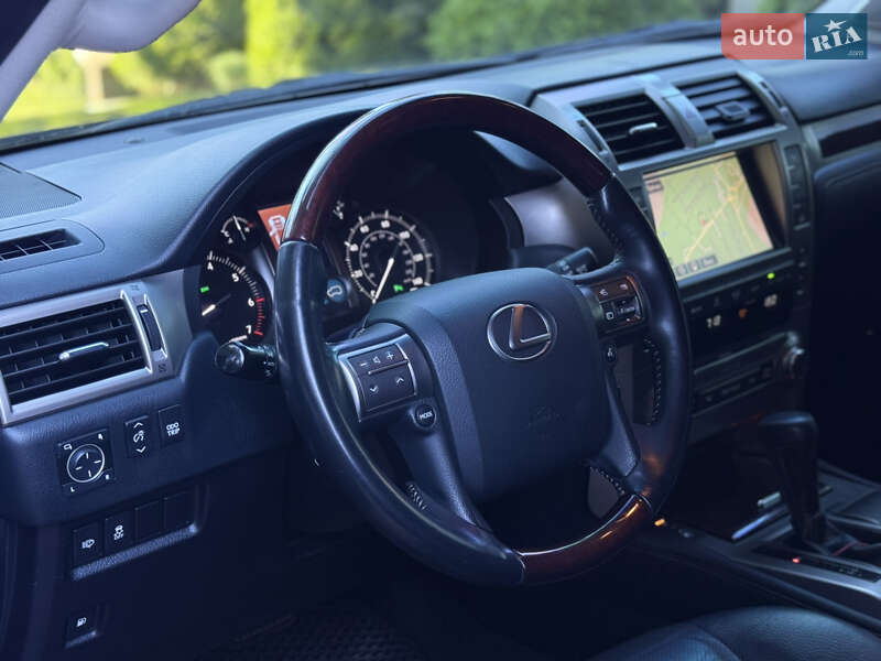 Позашляховик / Кросовер Lexus GX 2014 в Сарнах
