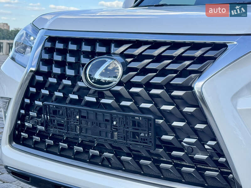 Внедорожник / Кроссовер Lexus GX 2019 в Киеве