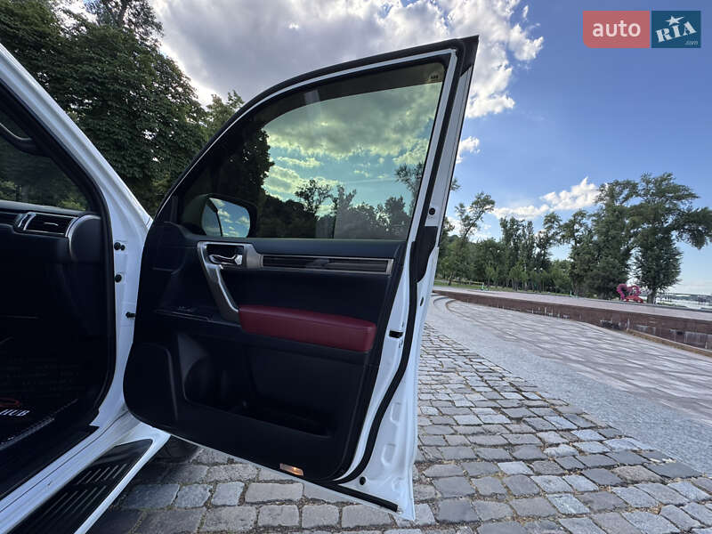 Внедорожник / Кроссовер Lexus GX 2019 в Киеве