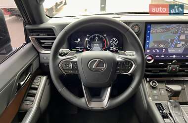 Позашляховик / Кросовер Lexus GX 2024 в 