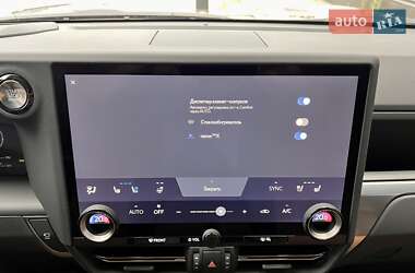 Позашляховик / Кросовер Lexus GX 2024 в 