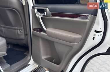 Позашляховик / Кросовер Lexus GX 2015 в 