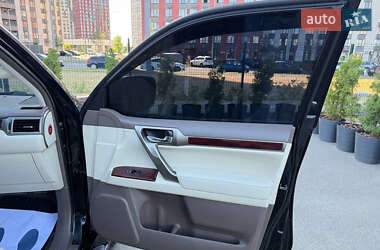 Внедорожник / Кроссовер Lexus GX 2010 в 
