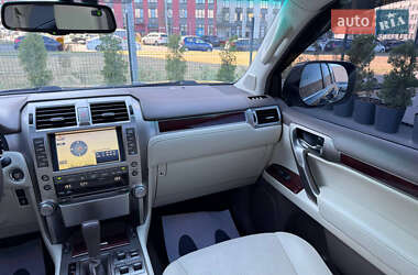 Внедорожник / Кроссовер Lexus GX 2010 в 