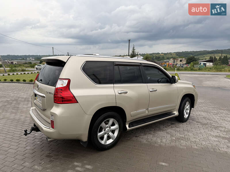 Позашляховик / Кросовер Lexus GX 2010 в Золочеві