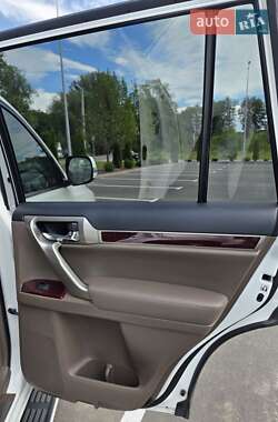 Внедорожник / Кроссовер Lexus GX 2018 в 