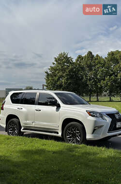 Внедорожник / Кроссовер Lexus GX 2017 в 