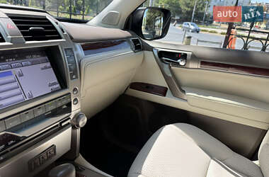 Внедорожник / Кроссовер Lexus GX 2013 в 