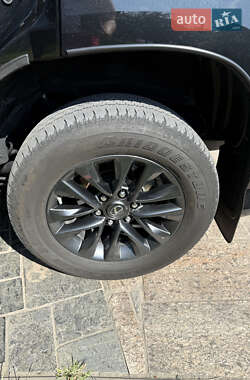 Внедорожник / Кроссовер Lexus GX 2023 в 