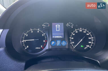 Внедорожник / Кроссовер Lexus GX 2010 в 