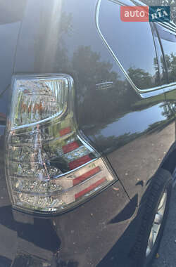 Позашляховик / Кросовер Lexus GX 2013 в 