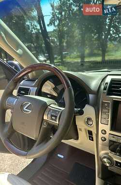 Позашляховик / Кросовер Lexus GX 2013 в 