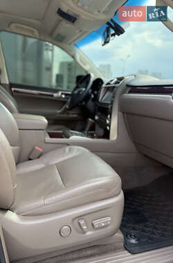 Позашляховик / Кросовер Lexus GX 2014 в 
