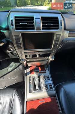 Внедорожник / Кроссовер Lexus GX 2010 в 