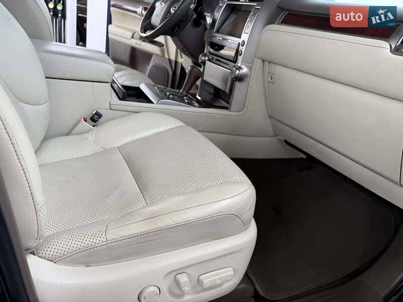 Позашляховик / Кросовер Lexus GX 2010 в Дніпрі