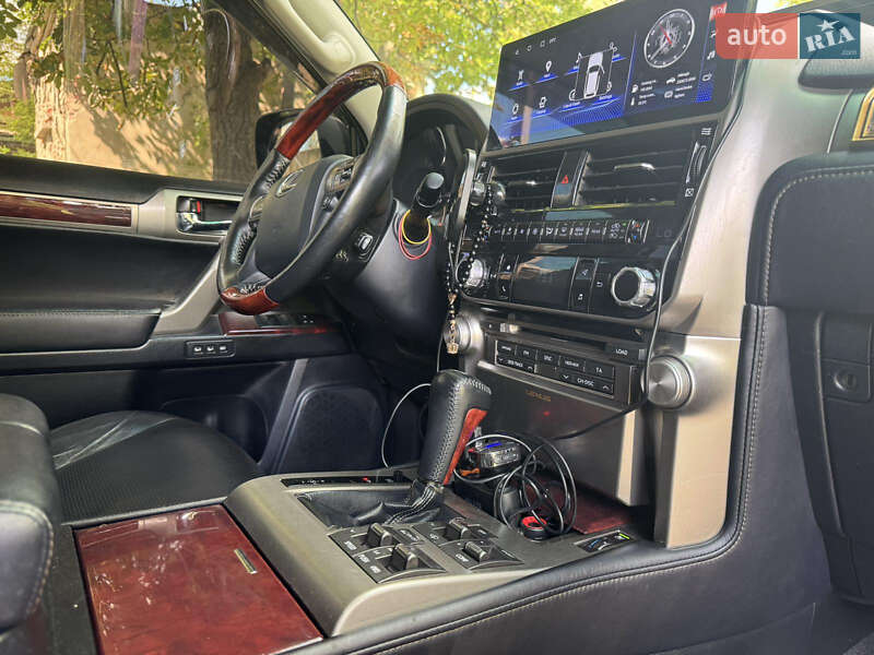 Lexus GX 2011