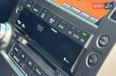 Позашляховик / Кросовер Lexus GX 2011 в 