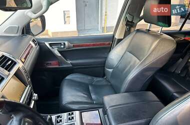 Позашляховик / Кросовер Lexus GX 2010 в 