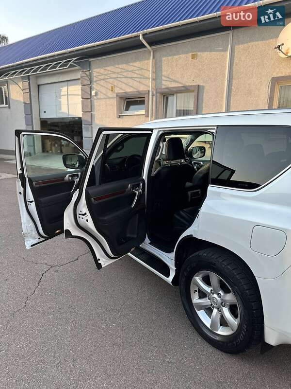 Внедорожник / Кроссовер Lexus GX 2010 в Ровно фото 17 Внедорожник / Кроссовер Lexus GX 2010 в Ровно