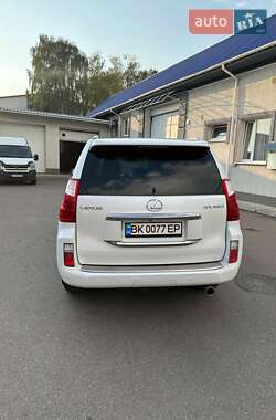 Позашляховик / Кросовер Lexus GX 2010 в 