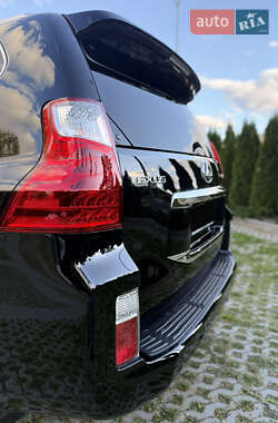 Позашляховик / Кросовер Lexus GX 2011 в 