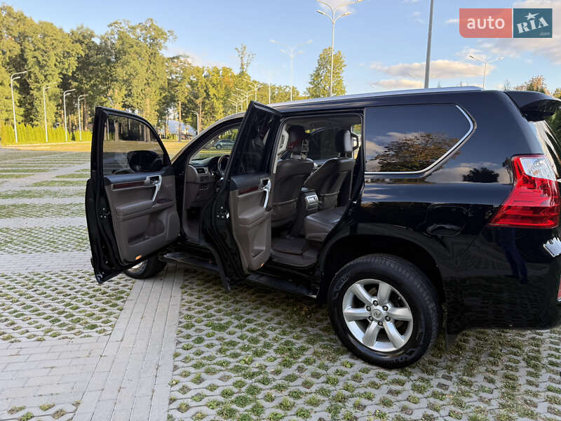 Внедорожник / Кроссовер Lexus GX 2011 в Харькове