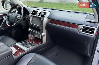 Внедорожник / Кроссовер Lexus GX 2010 в 