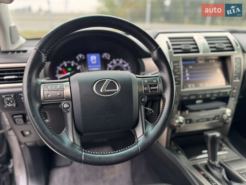 Позашляховик / Кросовер Lexus GX 2015 в Дніпрі