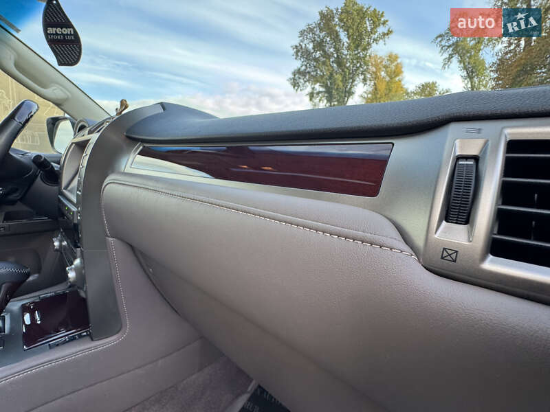 Позашляховик / Кросовер Lexus GX 2019 в Києві