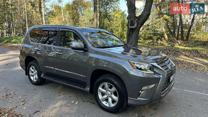 Внедорожник / Кроссовер Lexus GX 2014 в Черновцах