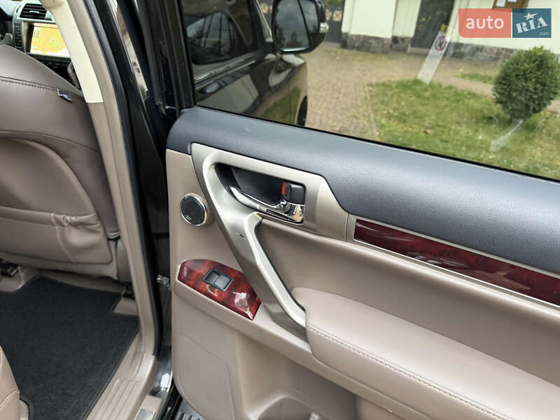 Внедорожник / Кроссовер Lexus GX 2011 в Киеве