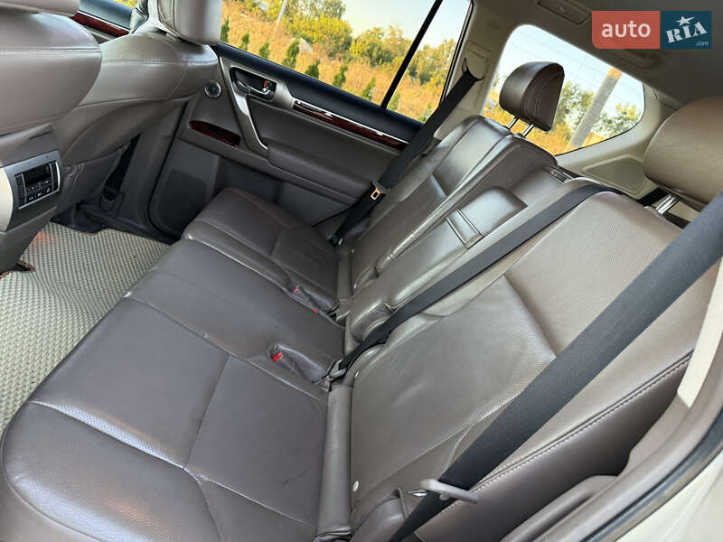 Позашляховик / Кросовер Lexus GX 2010 в Золочеві