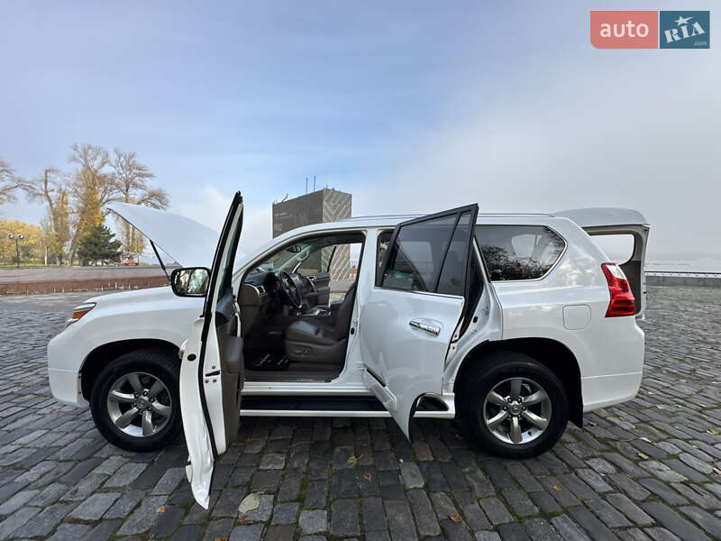 Позашляховик / Кросовер Lexus GX 2013 в Києві