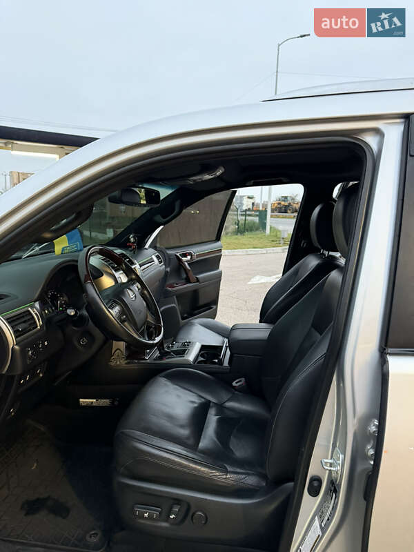 Позашляховик / Кросовер Lexus GX 2019 в Дніпрі фото 22 Позашляховик / Кросовер Lexus GX 2019 в Дніпрі