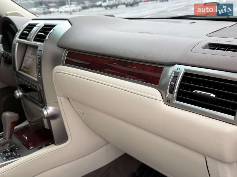 Позашляховик / Кросовер Lexus GX 2011 в Дніпрі