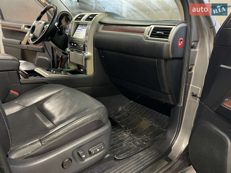 Внедорожник / Кроссовер Lexus GX 2010 в Киеве