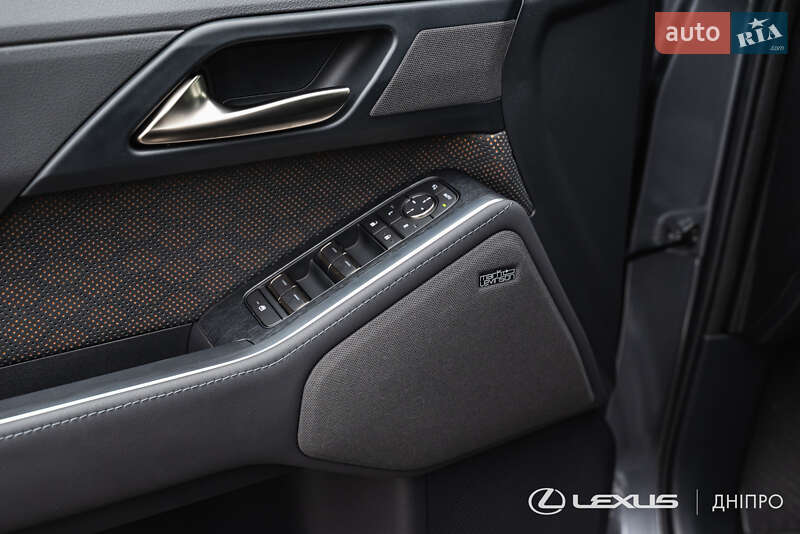 Позашляховик / Кросовер Lexus GX 2024 в Дніпрі фото 27 Позашляховик / Кросовер Lexus GX 2024 в Дніпрі