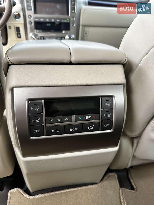 Позашляховик / Кросовер Lexus GX 2016 в Кропивницькому