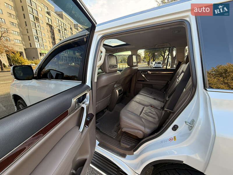 Внедорожник / Кроссовер Lexus GX 2014 в Харькове