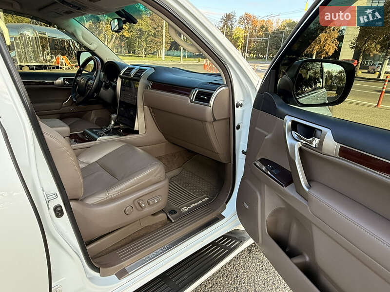 Позашляховик / Кросовер Lexus GX 2014 в Харкові фото 42 Позашляховик / Кросовер Lexus GX 2014 в Харкові