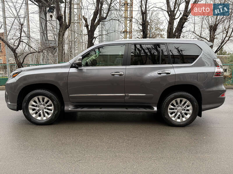 Позашляховик / Кросовер Lexus GX 2015 в Умані
