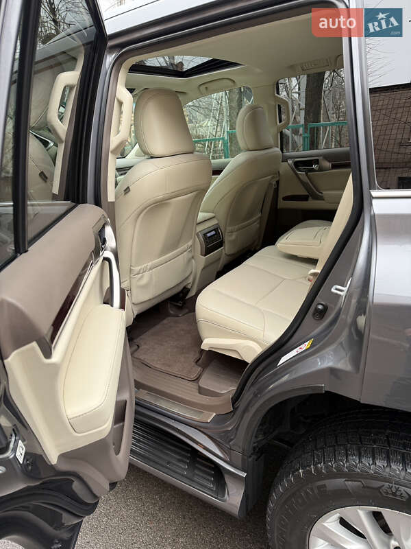 Позашляховик / Кросовер Lexus GX 2015 в Умані