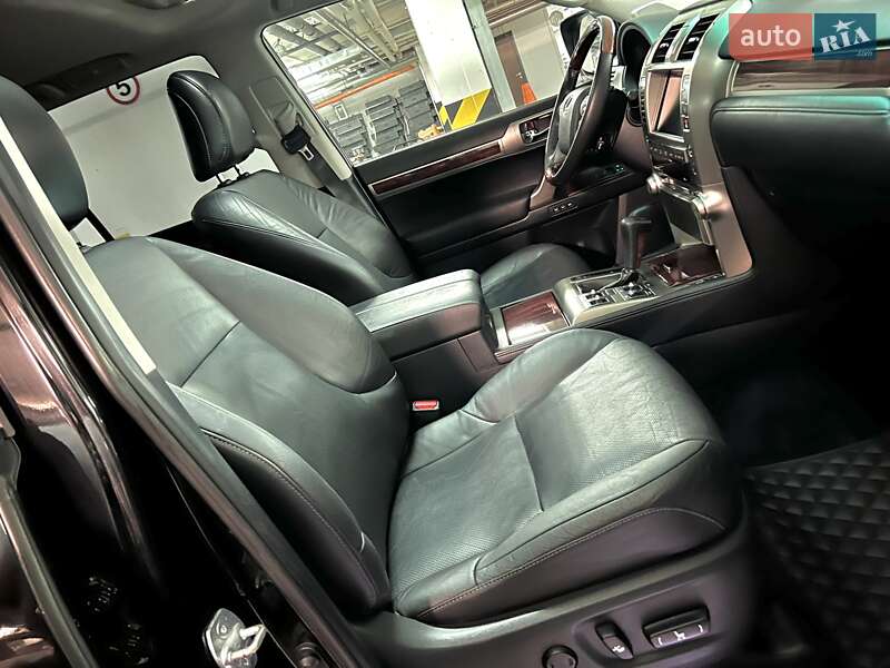 Внедорожник / Кроссовер Lexus GX 2010 в Днепре