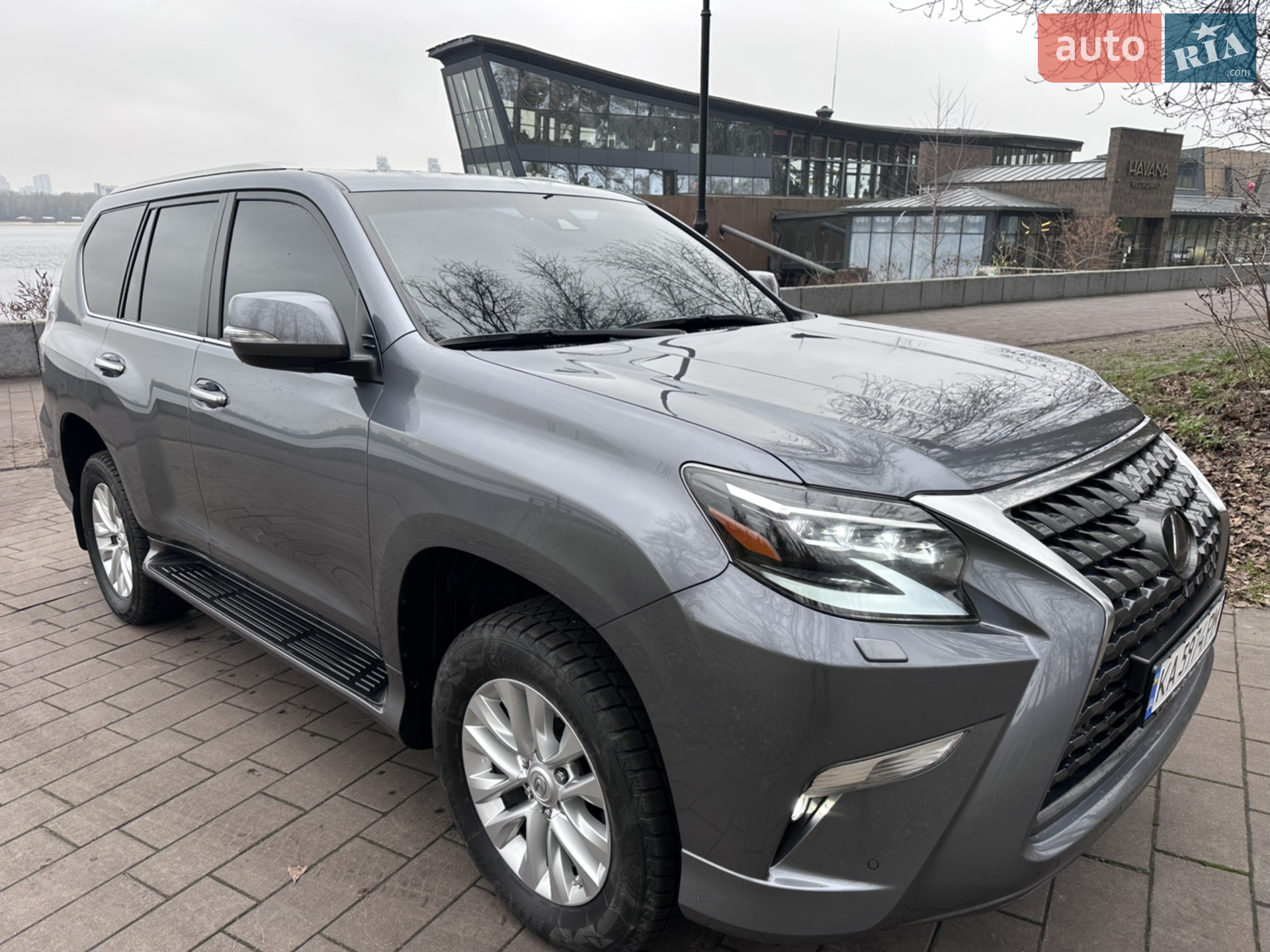 2020 Lexus GX - мініатюра 3