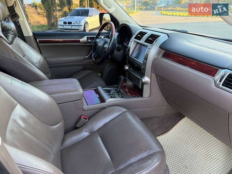 Внедорожник / Кроссовер Lexus GX 2010 в Надворной